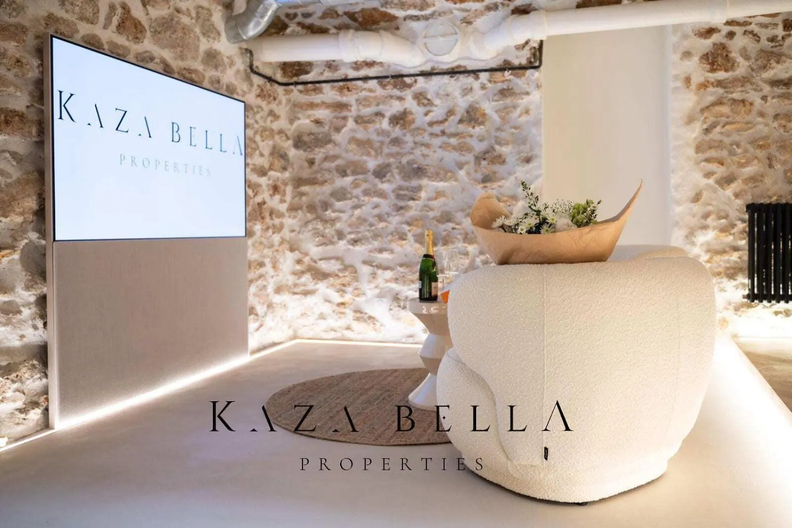 Apartment Kaza Bella - Haut Marais Modern Flat With Small Pool Paris