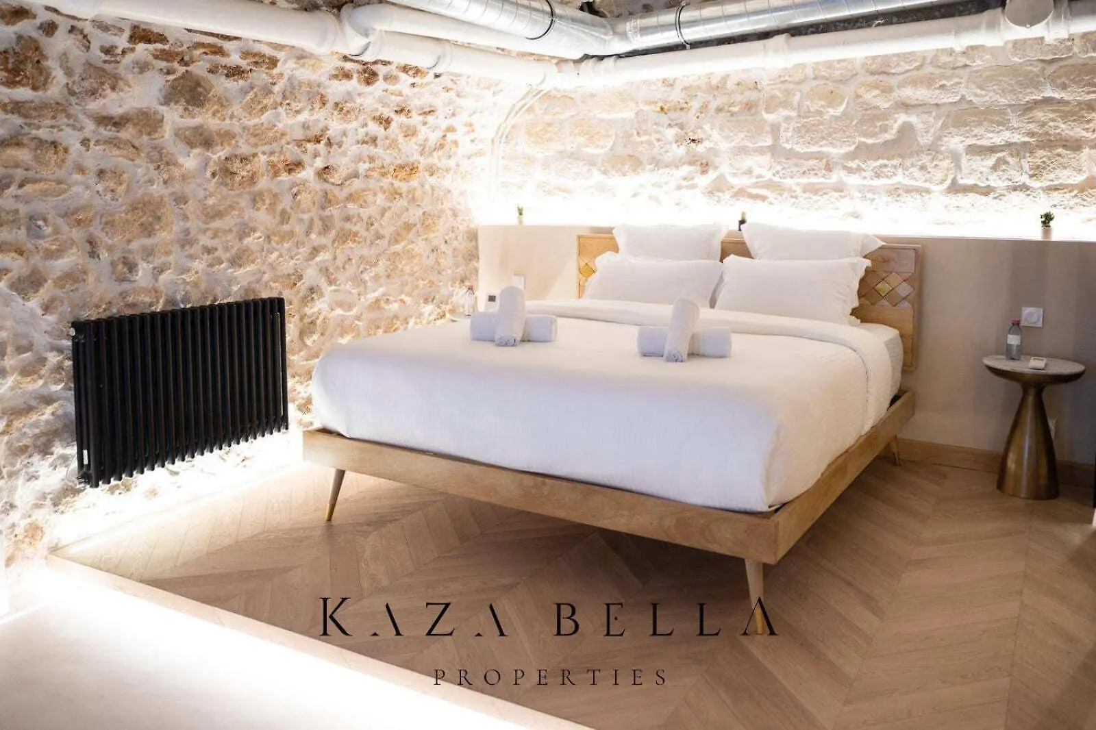 Apartment Kaza Bella - Haut Marais Modern Flat With Small Pool Paris